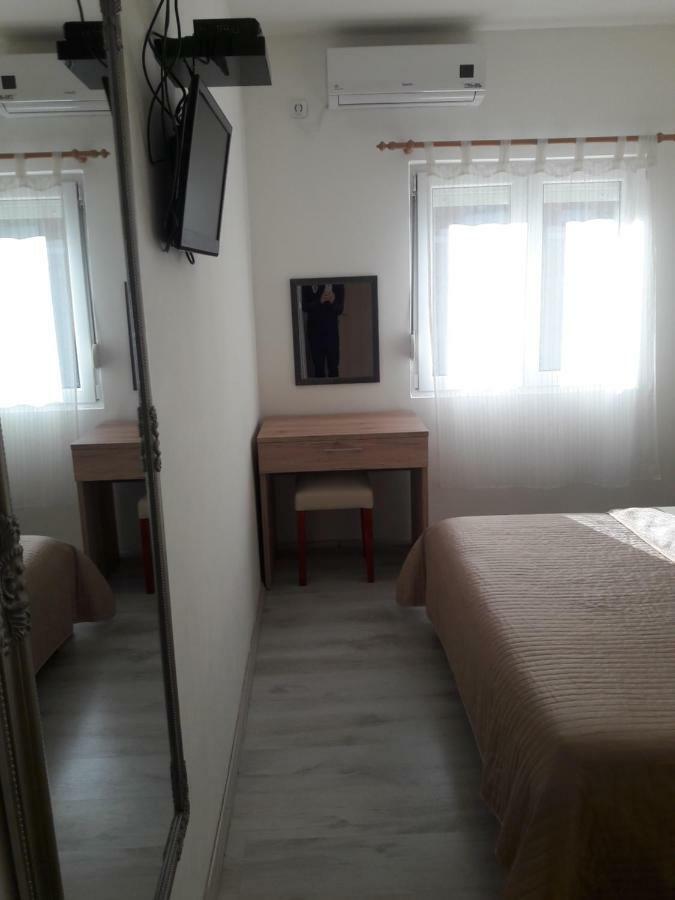 Guesthouse Andria Zadar Exterior foto